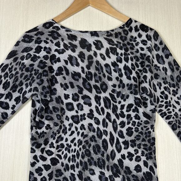 C'est City Women's Sweater Sz M Metallic Leopard Sequin Viscose Silk Scoop Neck‎ - Picture 3 of 9